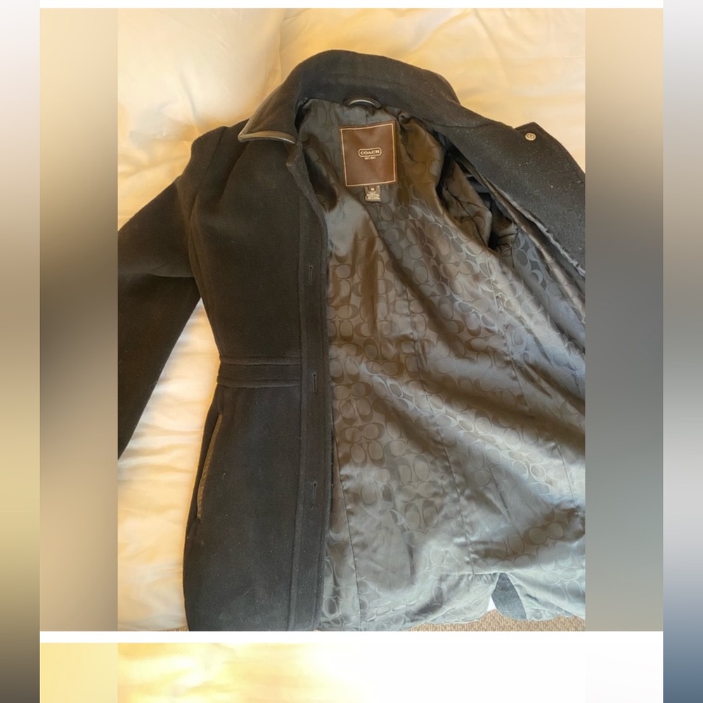 COACH Authentic Coat. SHOp EARLY 👍🏼Size Large Brand New. Unused. 🎈🎈SHOP EARLY🎈🎈 - Picture 2 of 7